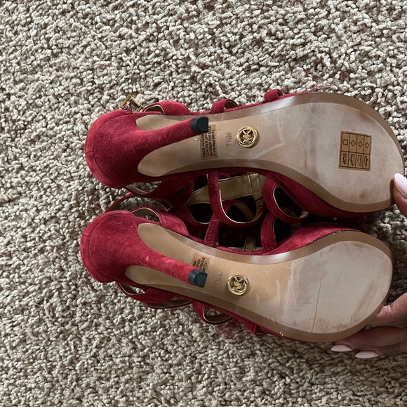 Brand new Michael Kors heels - Picture 2 of 4